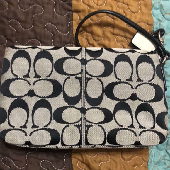 Coach Purse - Picture 2 of 4